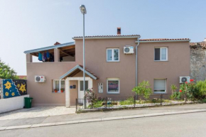 Apartment Amans 1